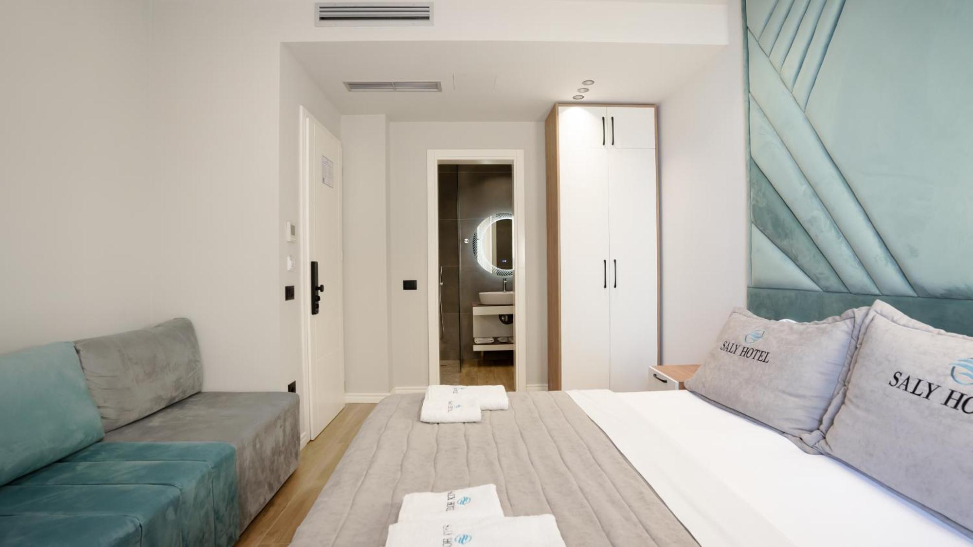 Hotel Saly Durrës 外观 照片