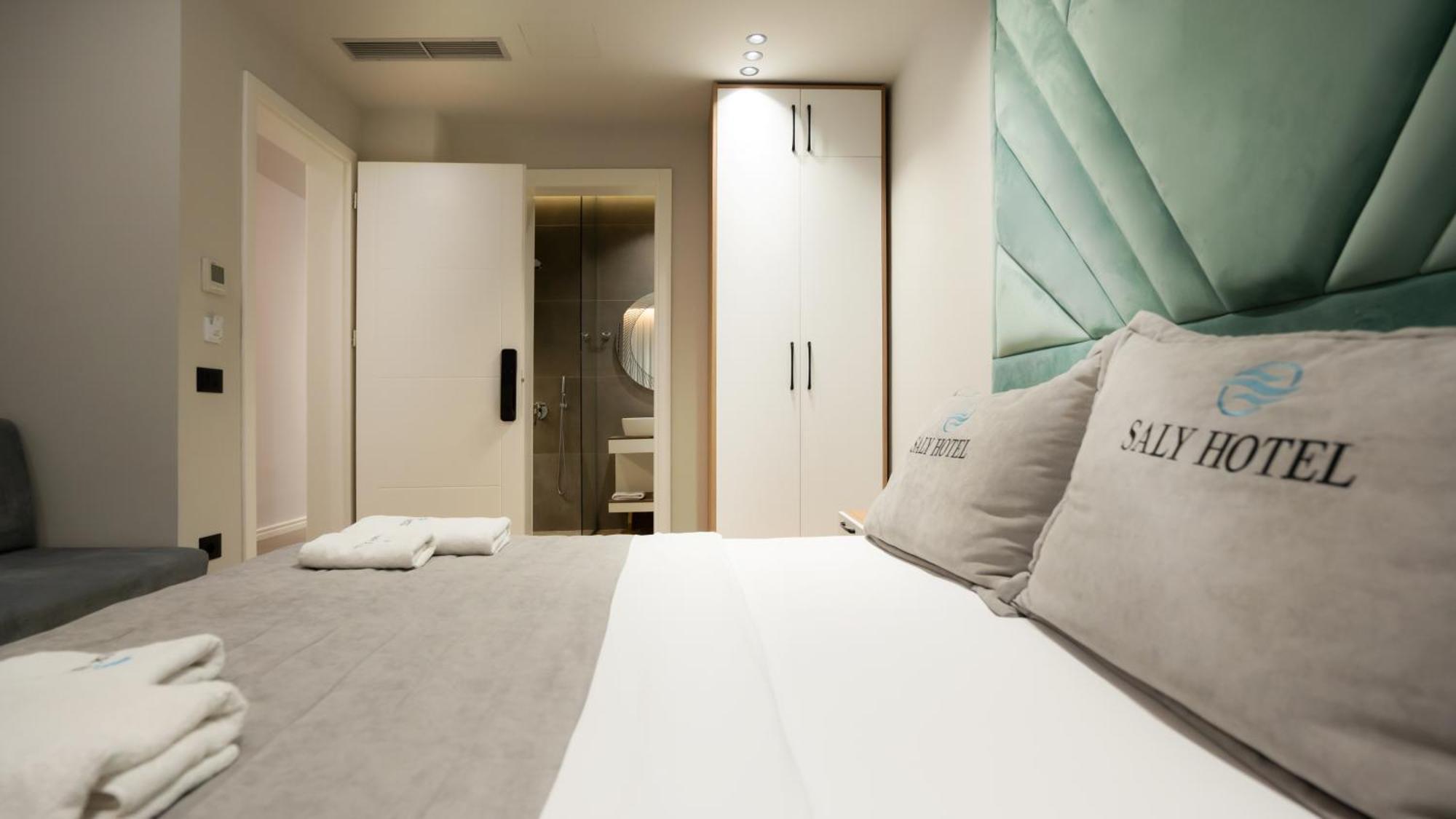 Hotel Saly Durrës 外观 照片