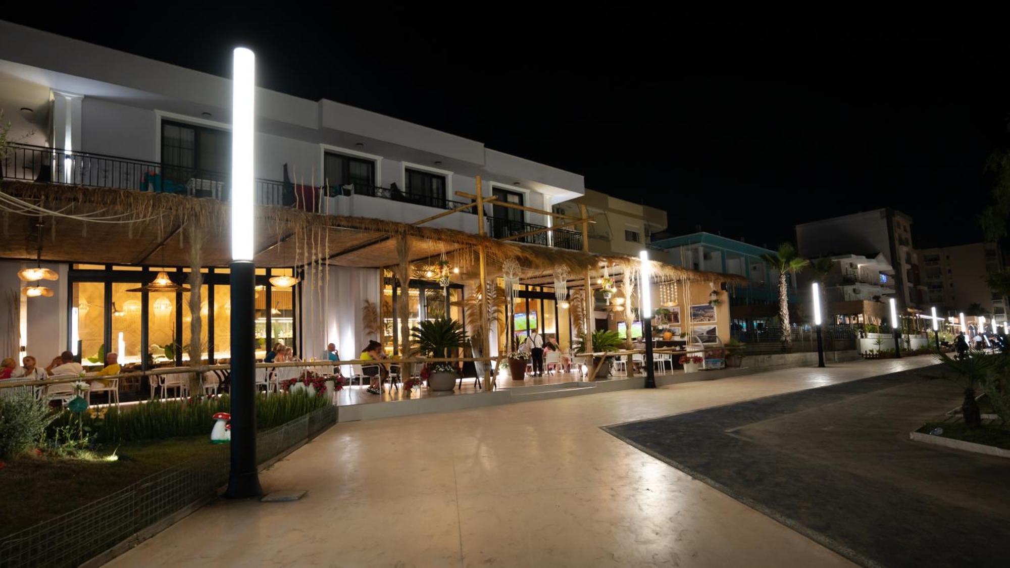 Hotel Saly Durrës 外观 照片