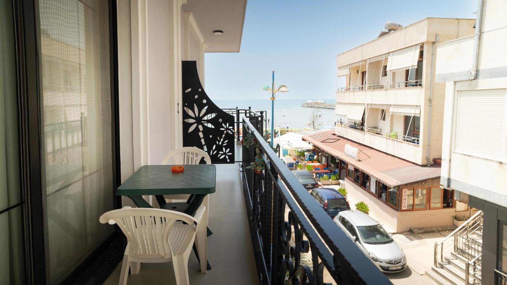 Hotel Saly Durrës 外观 照片