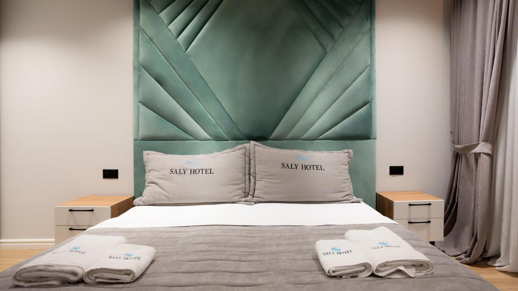 Hotel Saly Durrës 外观 照片