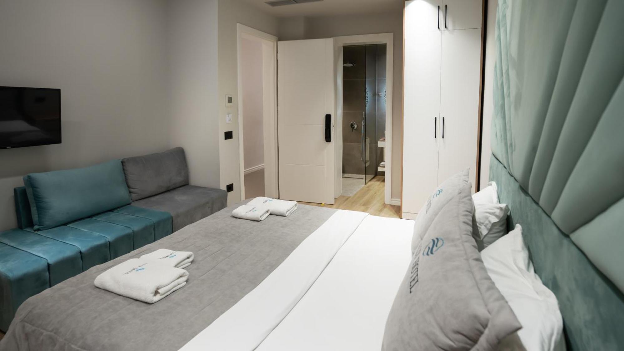 Hotel Saly Durrës 外观 照片