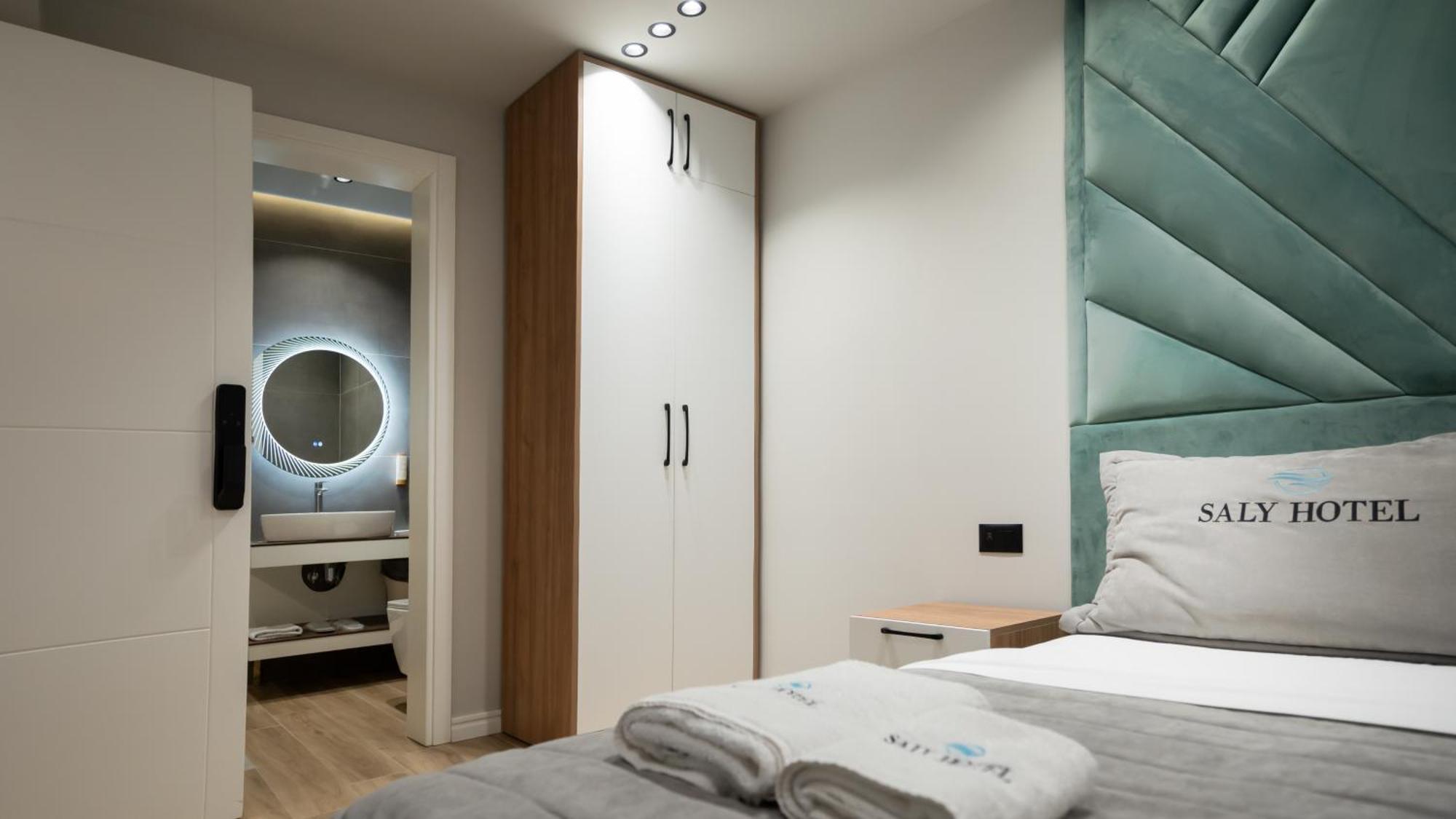 Hotel Saly Durrës 外观 照片