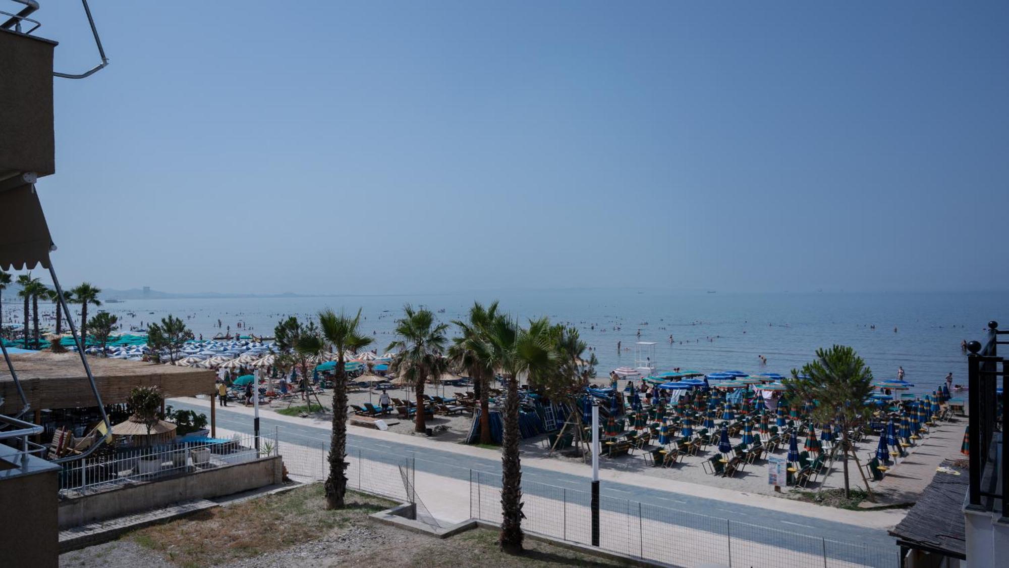 Hotel Saly Durrës 外观 照片