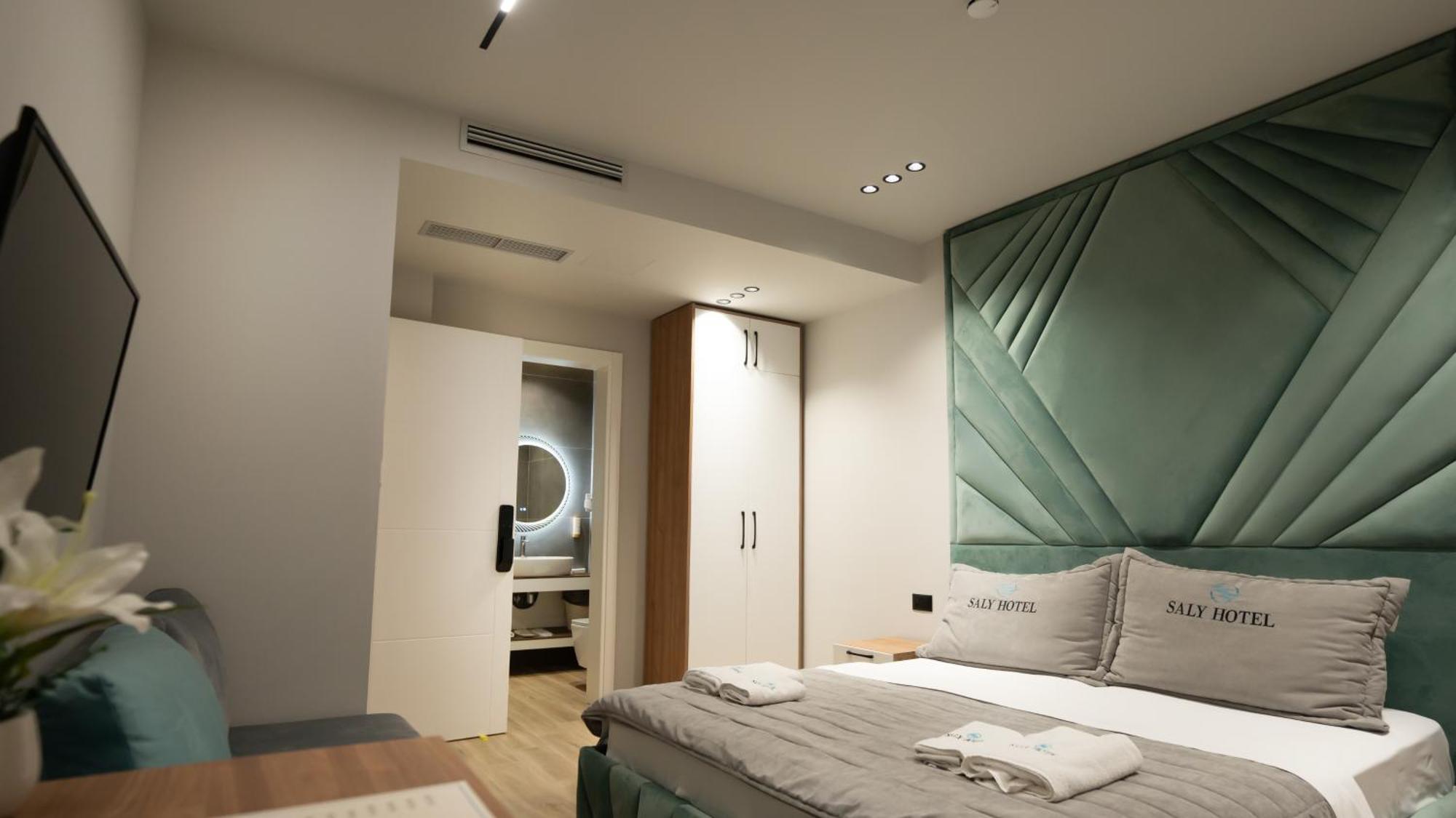 Hotel Saly Durrës 外观 照片