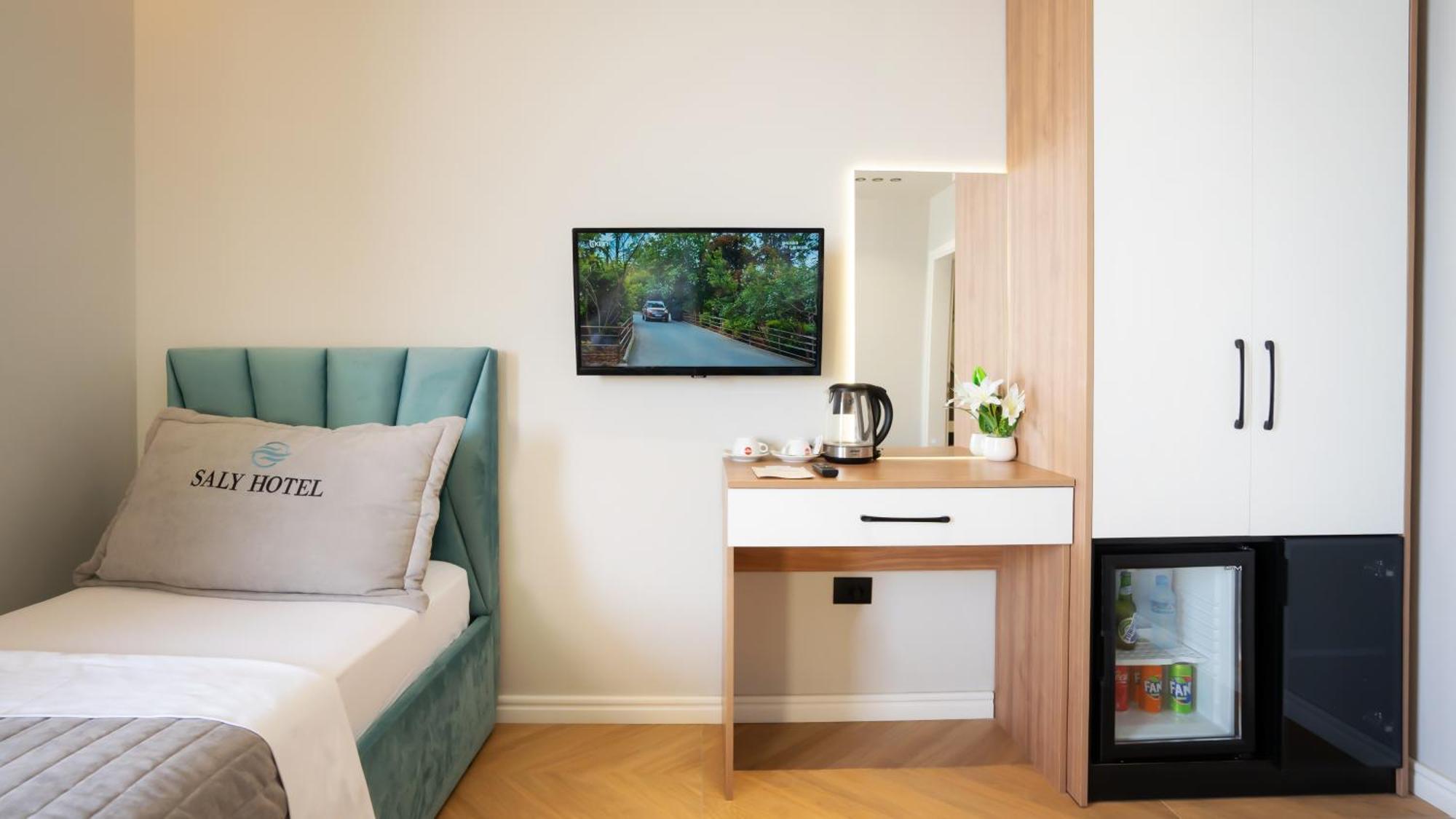 Hotel Saly Durrës 外观 照片