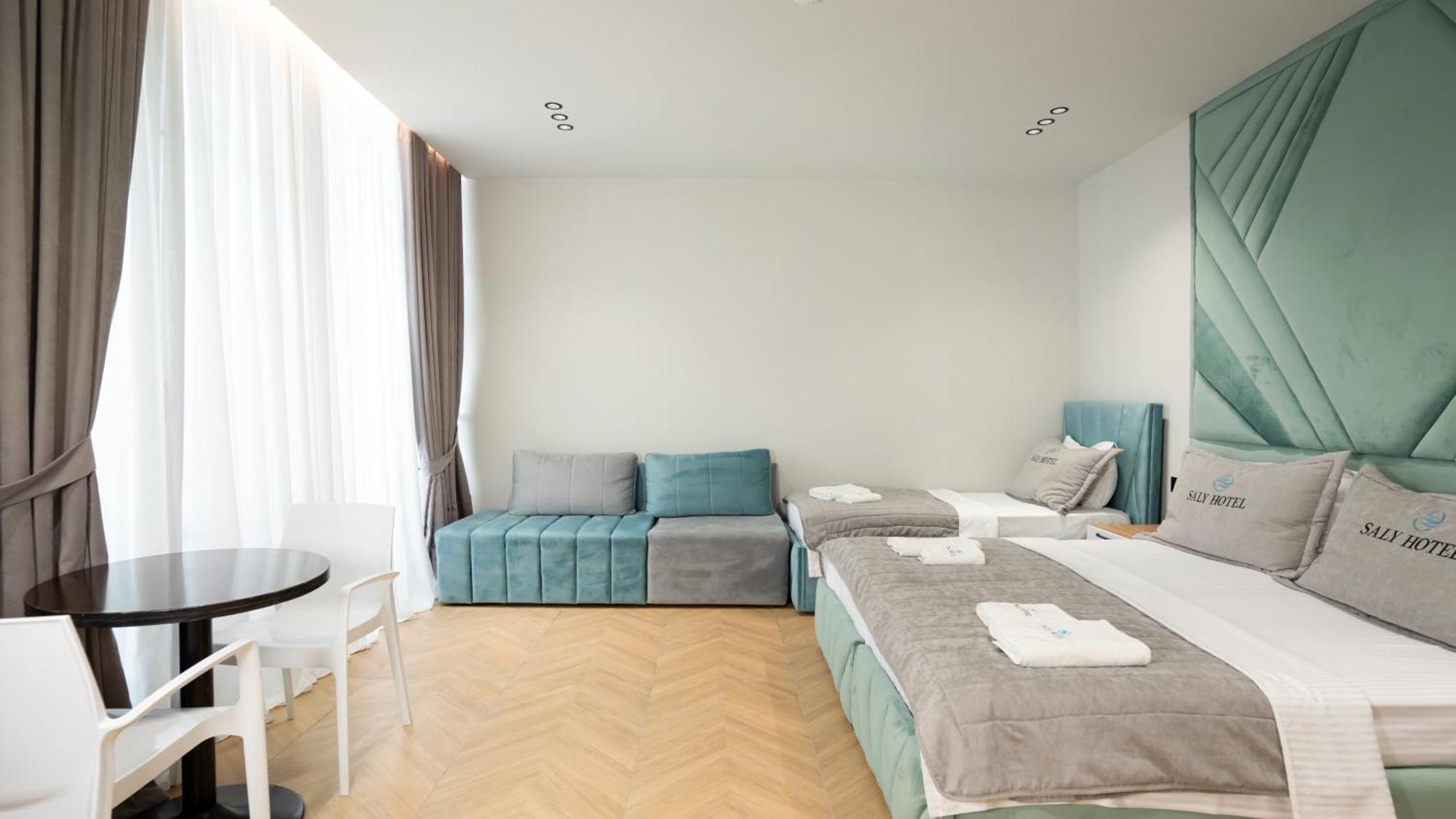 Hotel Saly Durrës 外观 照片