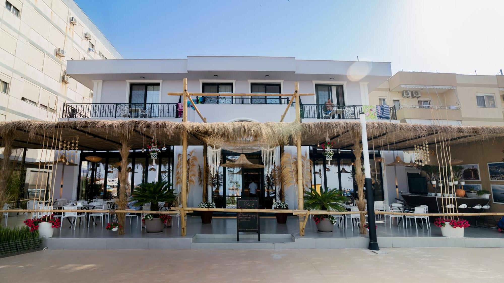Hotel Saly Durrës 外观 照片
