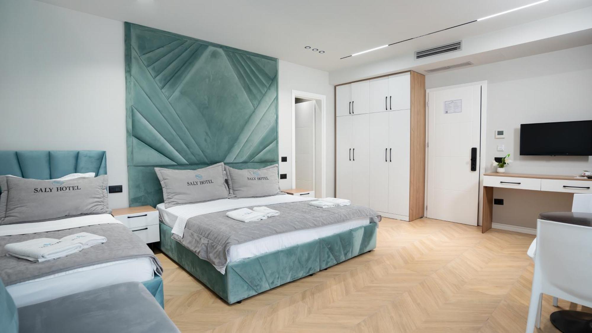 Hotel Saly Durrës 外观 照片